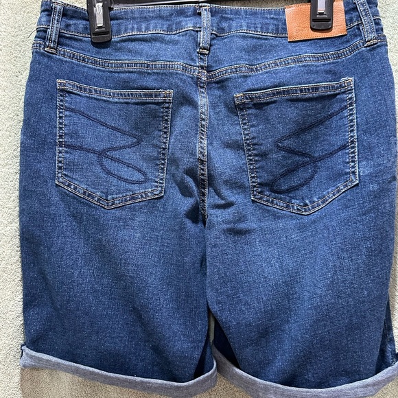 Seven7 Dark Blue Jean Shorts - Picture 2 of 3